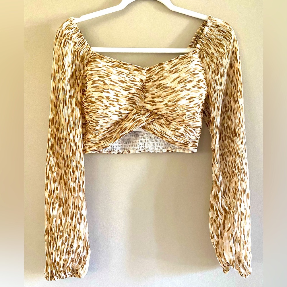 Japna Animal Print Long Sleeve Sheer Crop Top Size Small - NWT